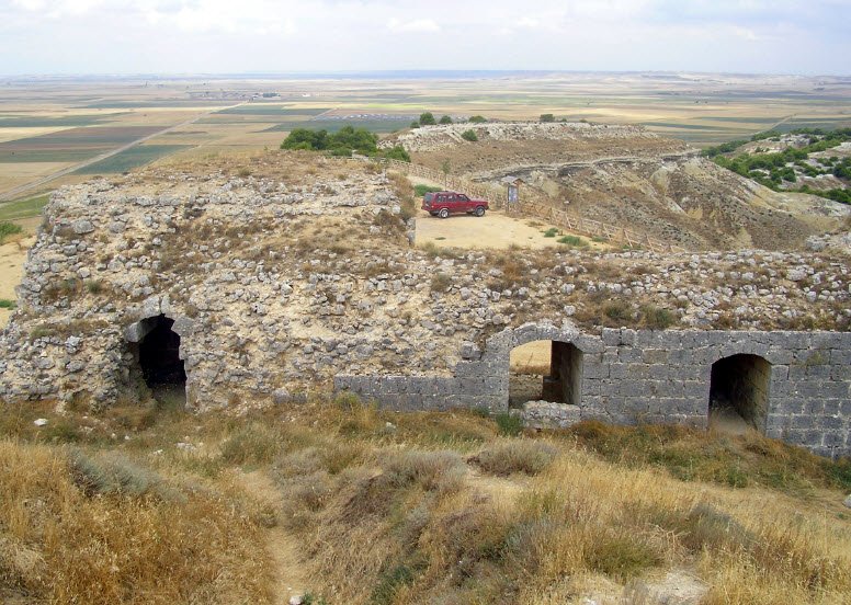 Ruinas del Castillo de Mormojón, Spain